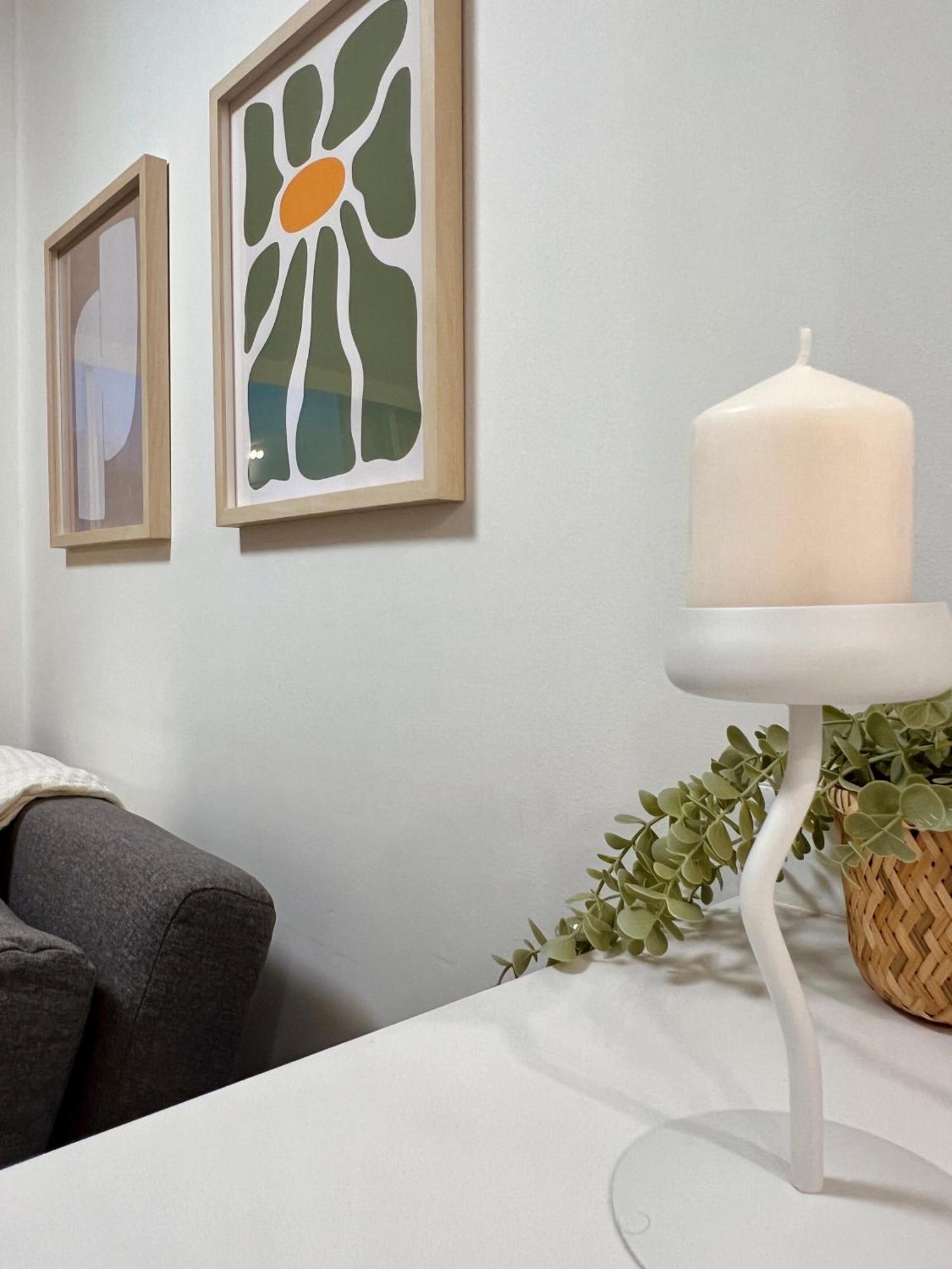 Appartamento Stunning Skyline Views In A Cozy And Stylish Abode Vancouver Esterno foto